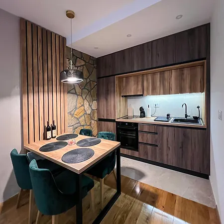 Zlatilux Apartment