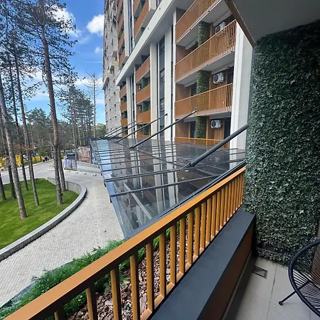 Zlatilux Apartament *